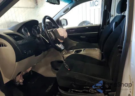 2015 Dodge Grand Caravan Sxt from USA, damaged, VIN 2C4RDGCG8FR683559